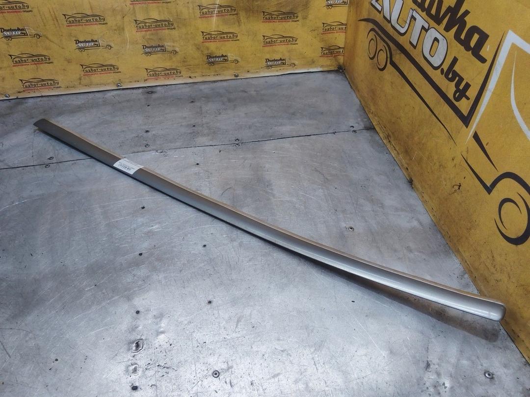 Молдинг двери передней правой GYMV63 Volkswagen Passat - Фото 1