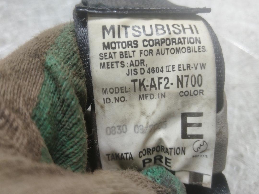 Ремень безопасности передний правый XRJK9E Mitsubishi Grandis купить в магазине запчастей бу