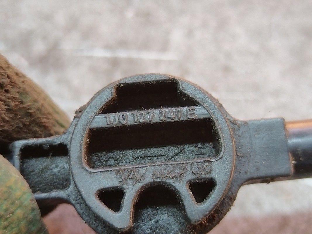 Клапан перепускной L01SD3 Skoda Octavia купить с доставкой