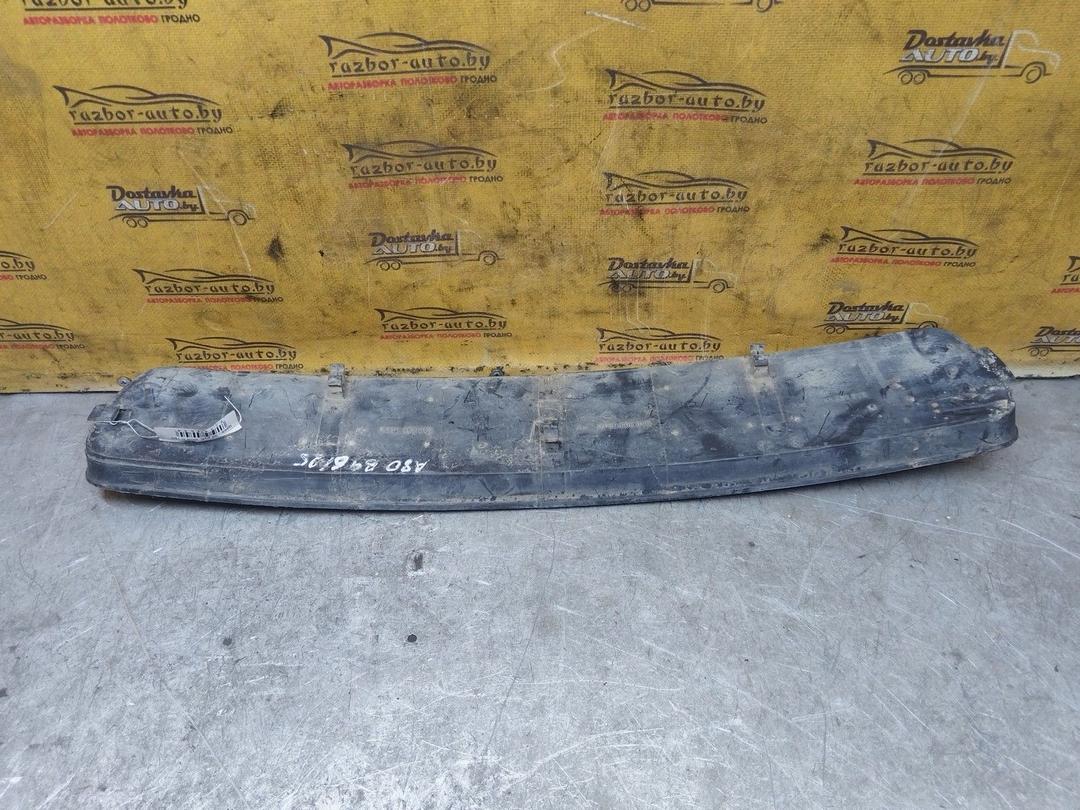 Заглушка (решетка) в бампер передний SZP92I Audi 80 купить в магазине запчастей бу