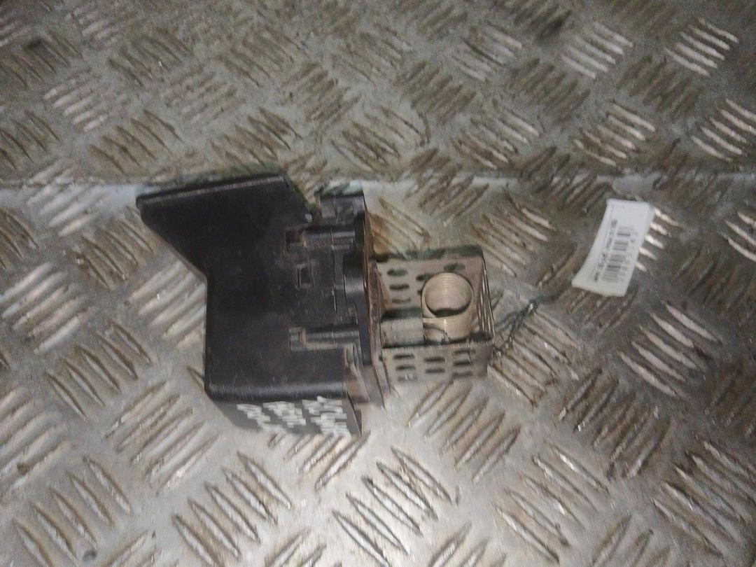 Сопротивление вентилятора охлаждения U2G27C Citroen C4 - Фото 3