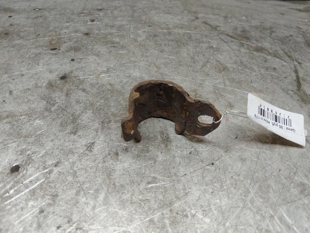 Крепление втулки стабилизатора 2T0EBY Subaru Forester купить с доставкой