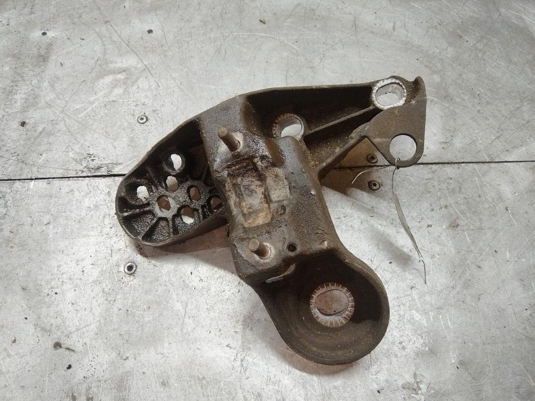 Кронштейн стабилизатора ZKBZD2 Audi A4 - Фото 1