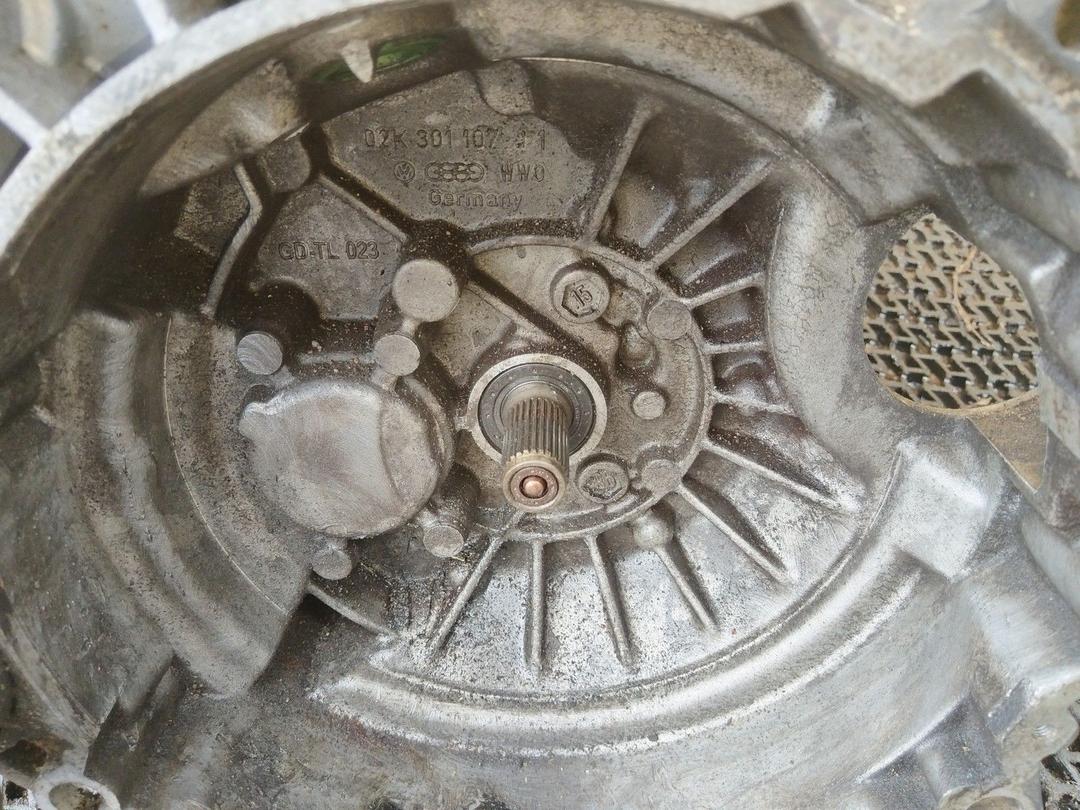 КПП механическая (МКПП) 5-ступенчатая DV63D7 Volkswagen Golf купить