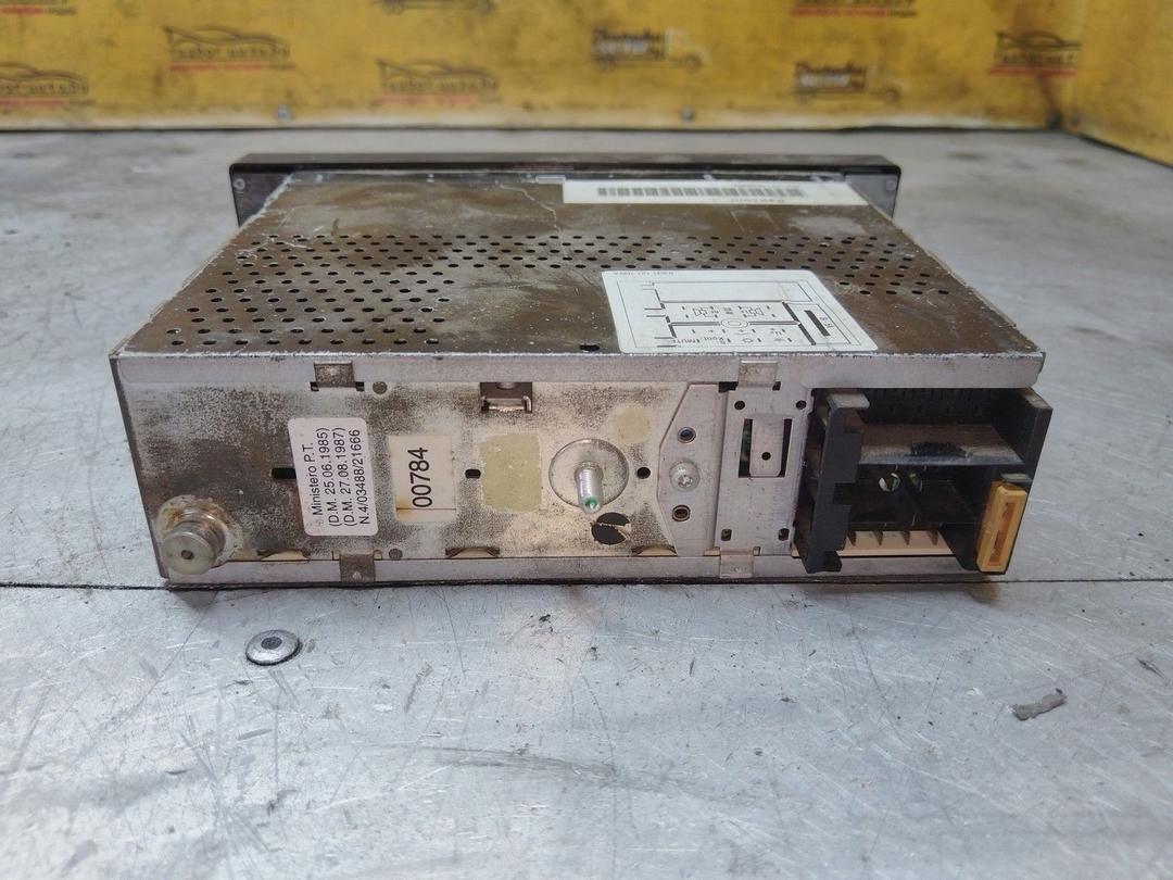 Магнитола 0Q0N7I Audi A4 - Фото 6