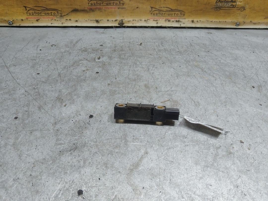 Датчик удара MWO907 Volvo S60 купить в магазине запчастей бу