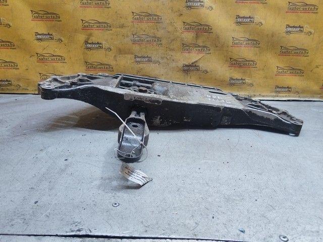 Балка подвески передняя (подрамник) M6D1G9 Volkswagen Jetta купить в магазине запчастей бу