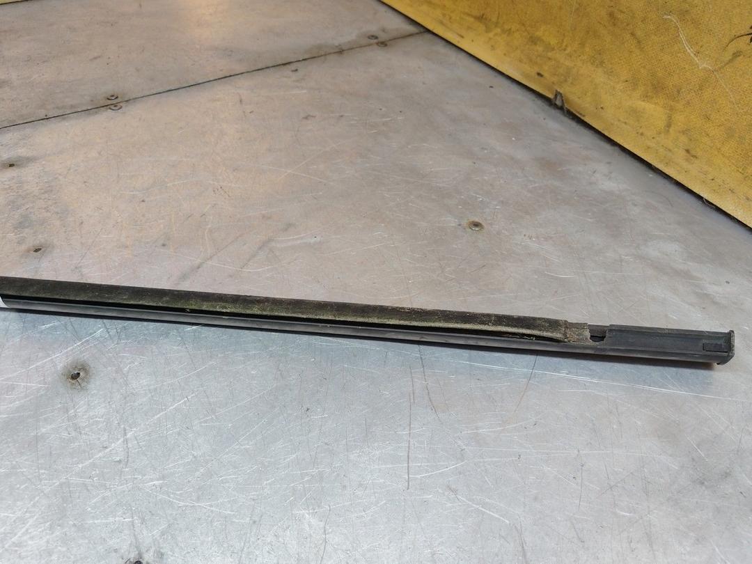 Молдинг стекла двери задней правой наружный RDPMNN Renault Grand Scenic - Фото 5