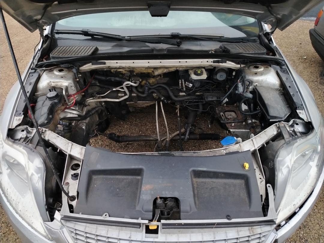 Блок предохранителей YN9Q1F Ford Mondeo