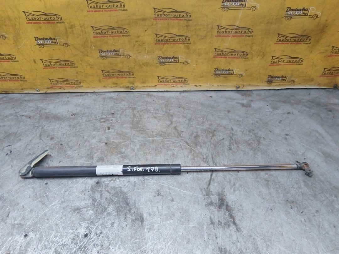 Амортизатор крышки багажника (3-5 двери) O8A2VH Subaru Forester - Фото 1