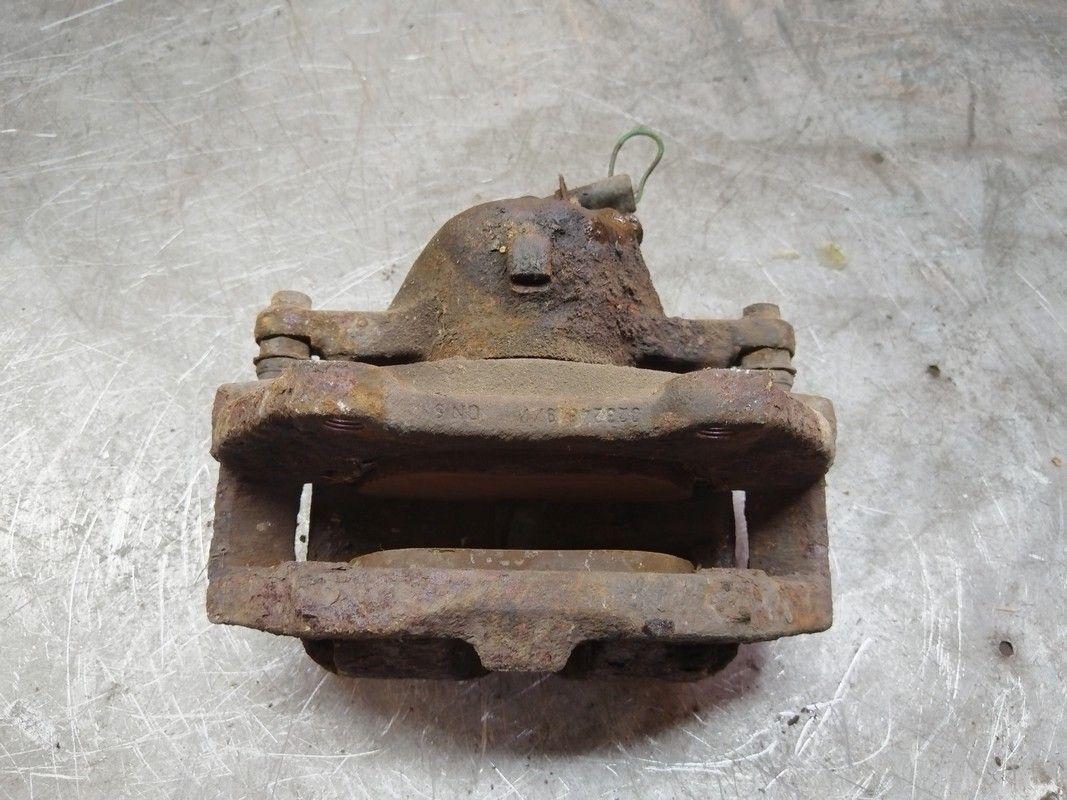 Суппорт передний правый D09C16 Citroen Evasion купить в магазине запчастей бу