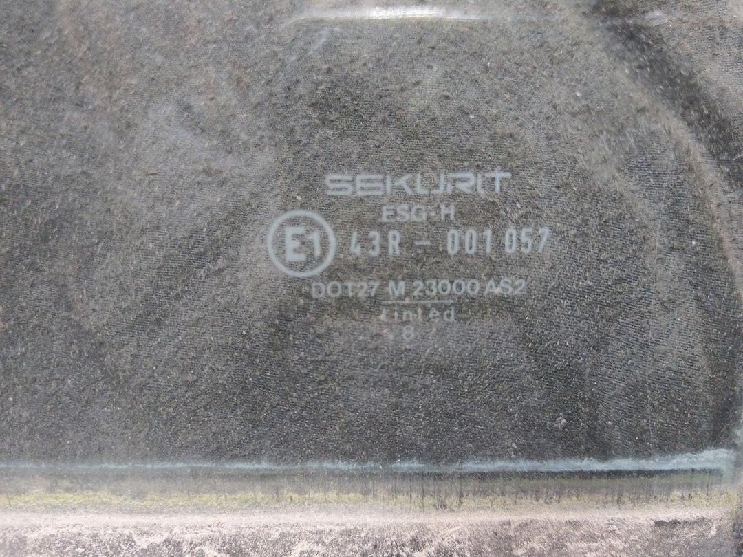Стекло двери задней правой QXX96Y Ford Escort купить