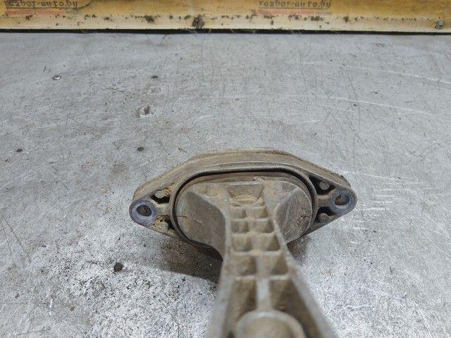 Подушка крепления КПП IEYTC5 Volkswagen Golf купить в магазине запчастей бу