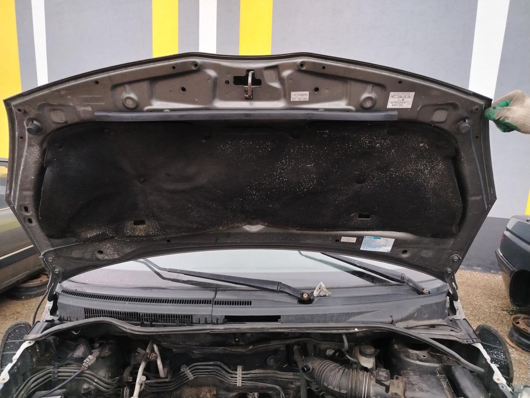 Петля капота правая I95RU7 Toyota Corolla Verso - Фото 1