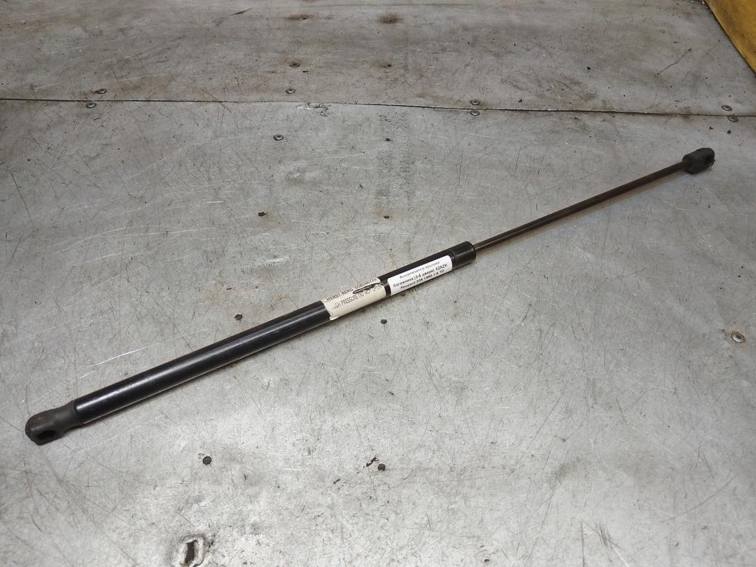 Амортизатор крышки багажника (3-5 двери) XZAZKC Peugeot 306 - Фото 1