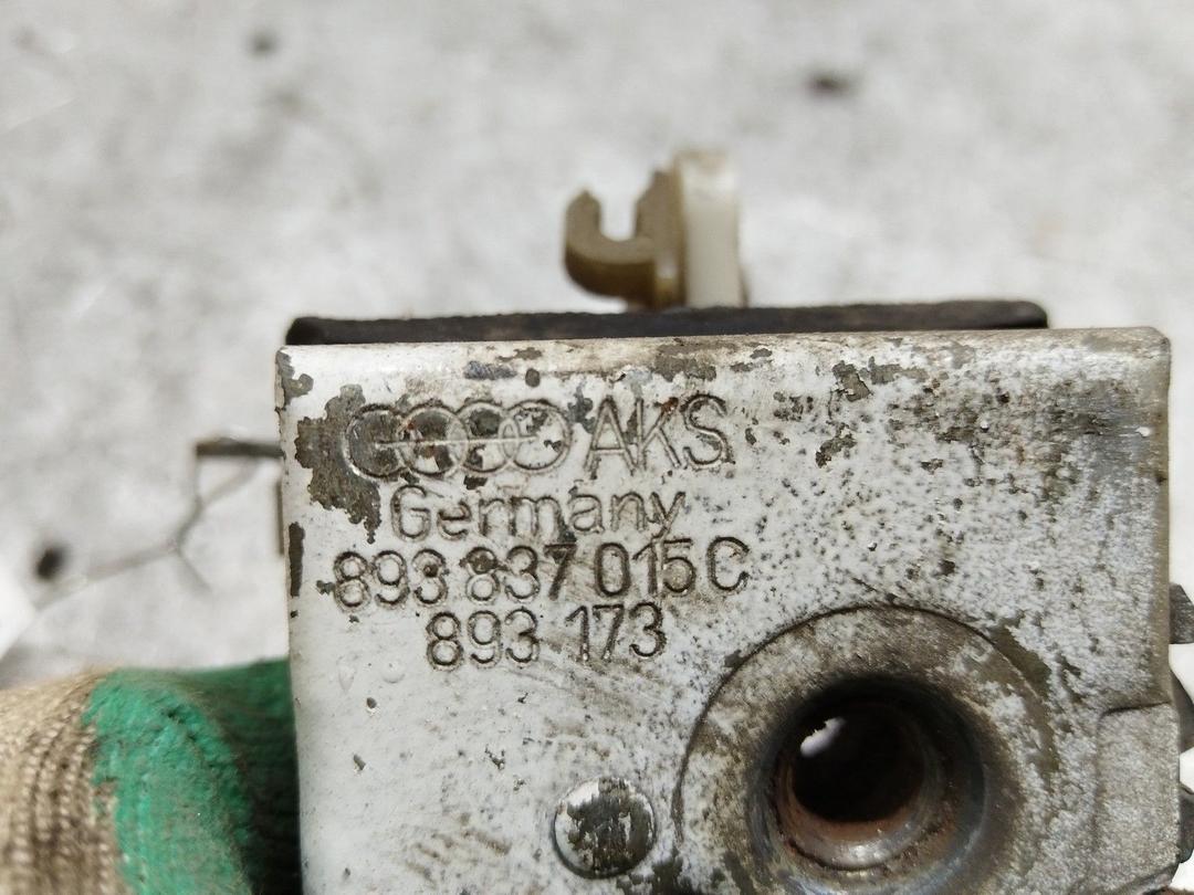 Замок двери передней левой IZW2GA Audi 80 купить в магазине запчастей бу