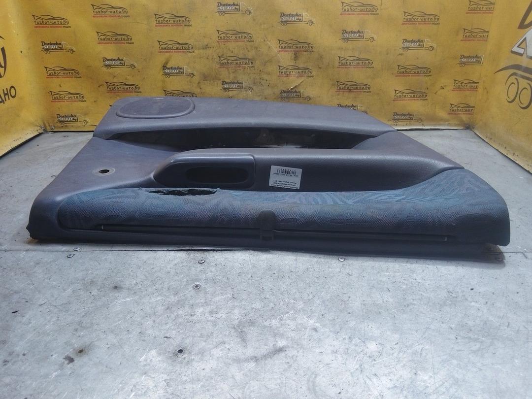 Обшивка двери задней левой (дверная карта) VHQF58 Renault Espace купить
