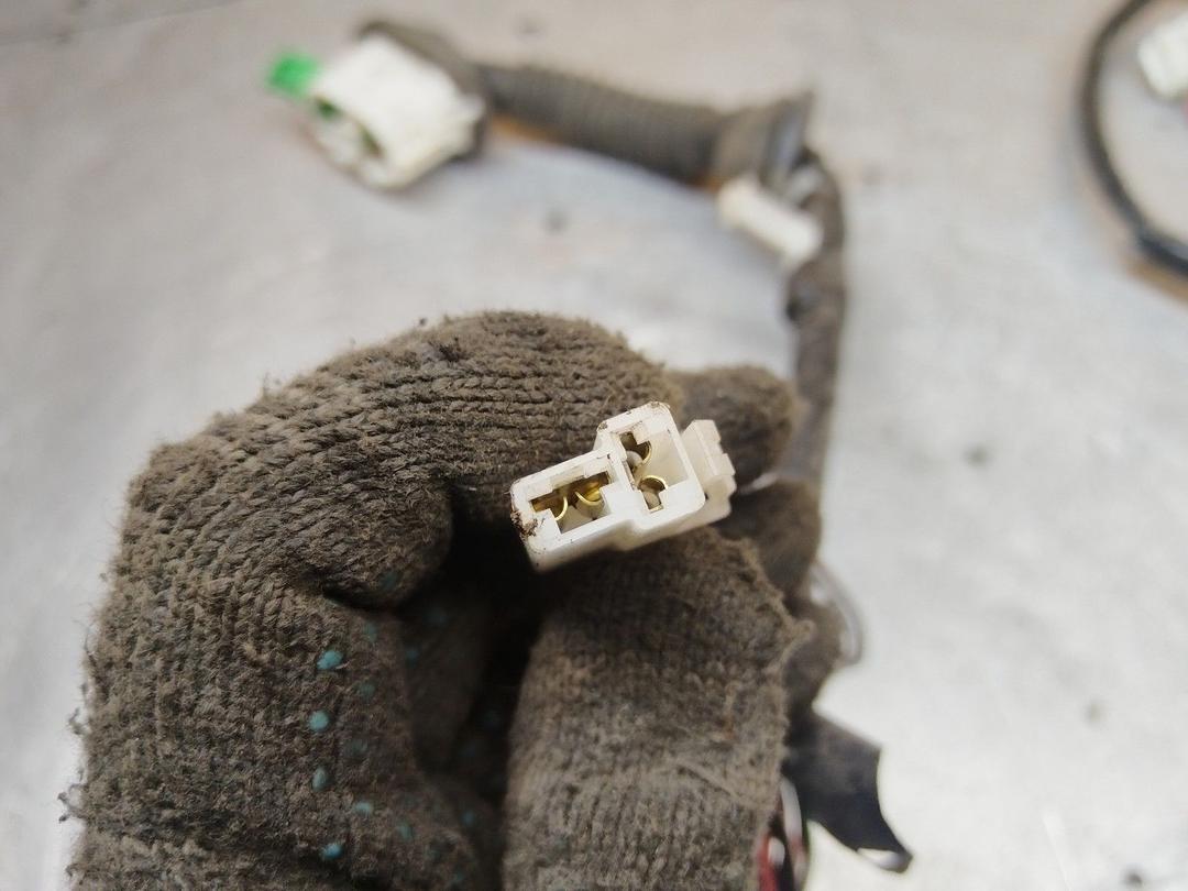 Проводка двери передней левой T4VTOF Mazda Premacy купить с доставкой