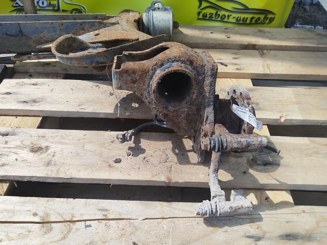 Балка подвески задняя 8DS0Z9 Volkswagen Passat undefined