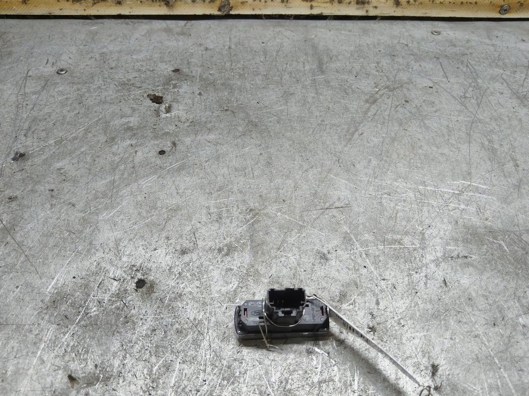 Кнопка аварийной сигнализации 1DR47C Ford Galaxy купить с доставкой