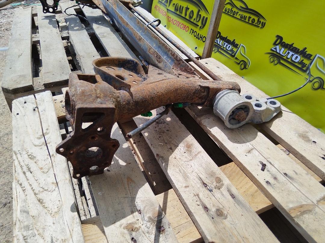 Балка подвески задняя AV3XA9 Volkswagen Passat undefined