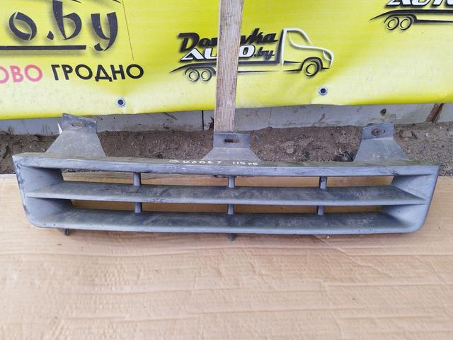 Решетка радиатора ZHF679 Opel Kadett