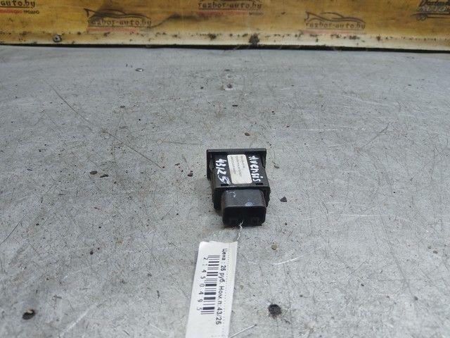 Кнопка корректора фар AF8791 Toyota Avensis купить в магазине запчастей бу