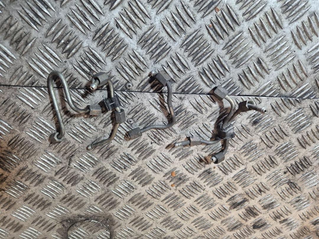 Трубка топливная 8111H6 Peugeot 406 - Фото 1