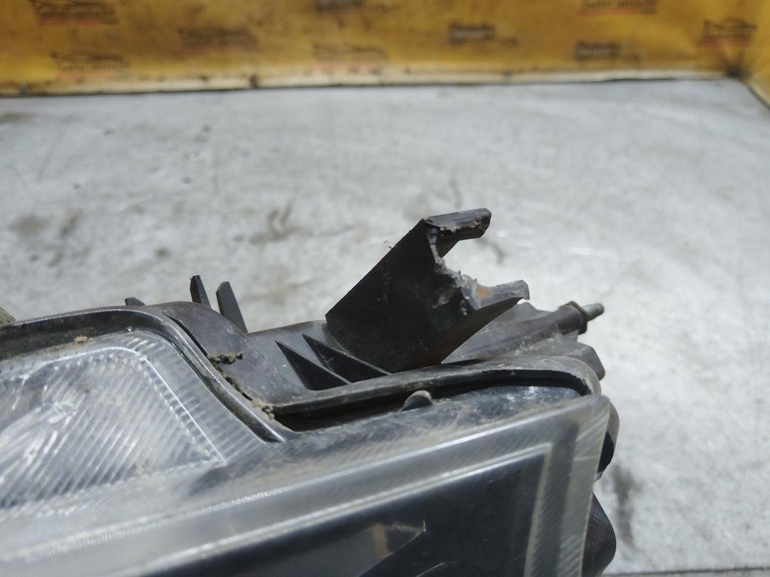 Фара правая 92YRXZ Mitsubishi Grandis undefined