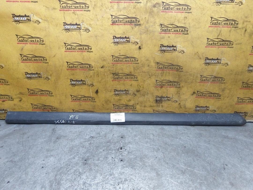 Молдинг двери передней левой 5SN9YX Fiat Ulysse