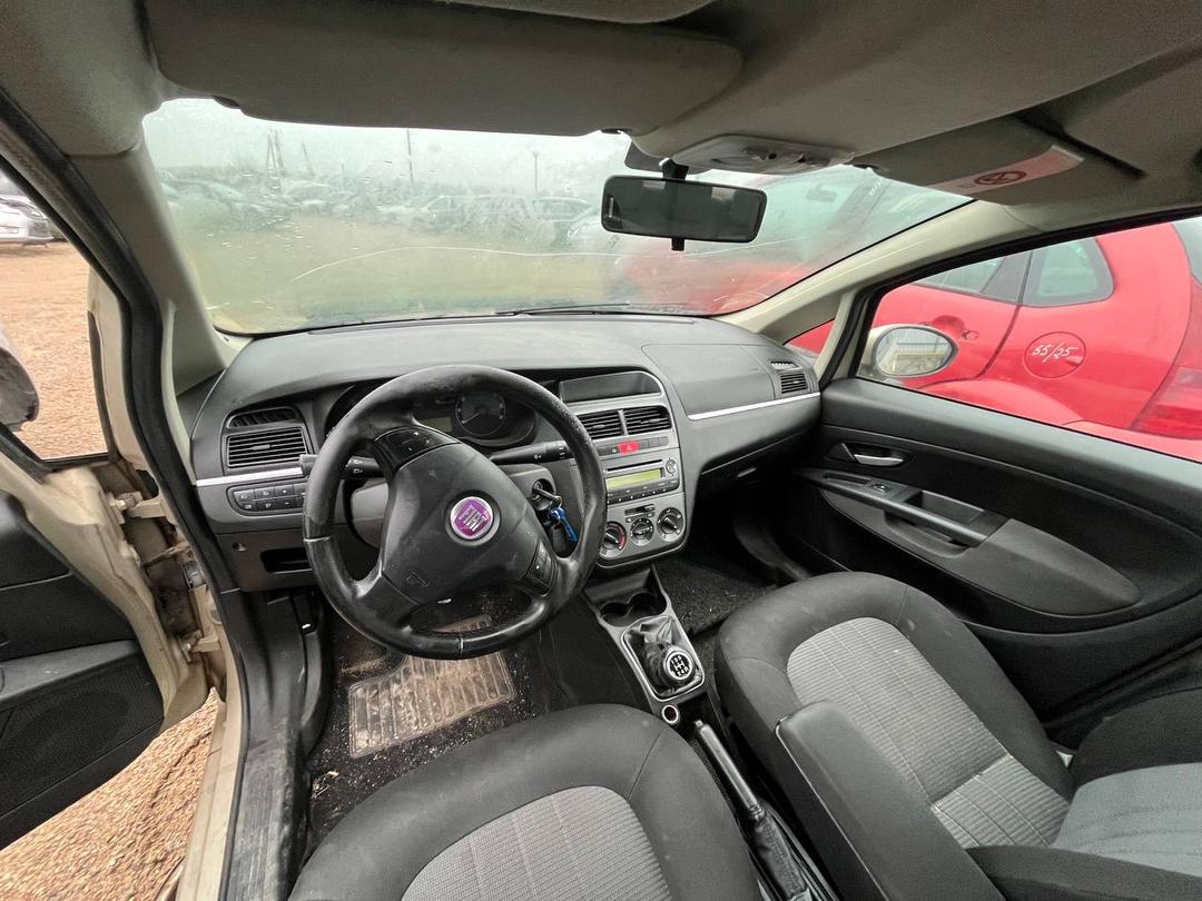 Кожух панели приборов NNA0E4 Fiat Linea - Фото 3