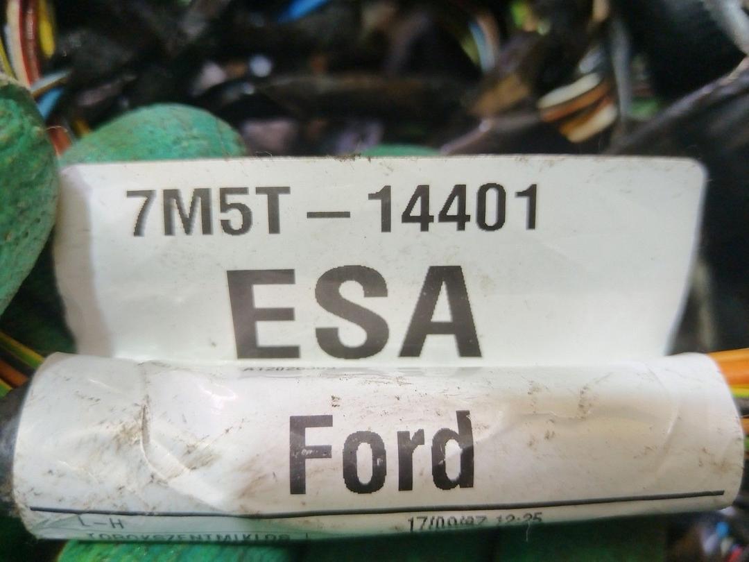 Проводка салона X8K98J Ford Focus - Фото 6