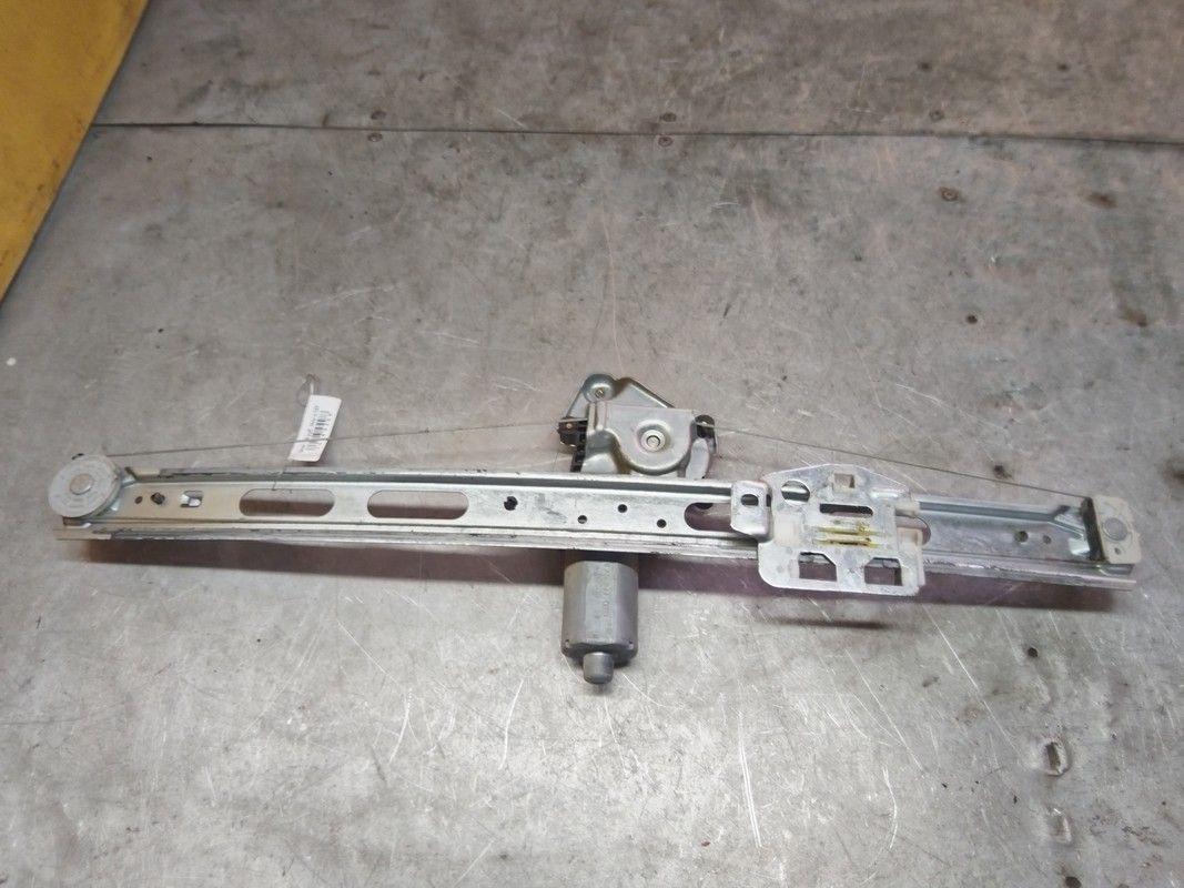 Стеклоподъемник электрический передний правый PZAZG2 Mercedes A W168 - Фото 2