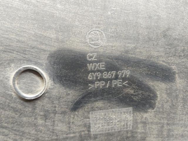 Обшивка крышки багажника B7L644 Skoda Fabia купить с доставкой