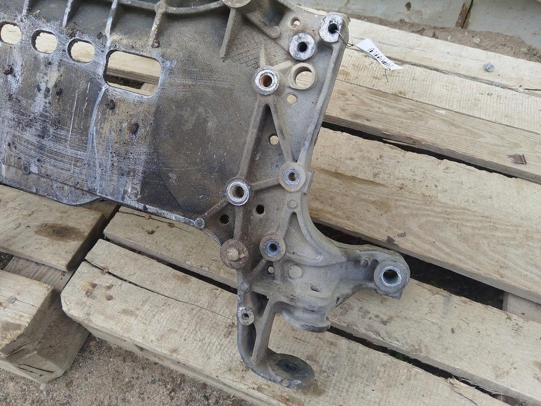 Балка подвески передняя (подрамник) L2YQIR Volkswagen Passat купить с доставкой