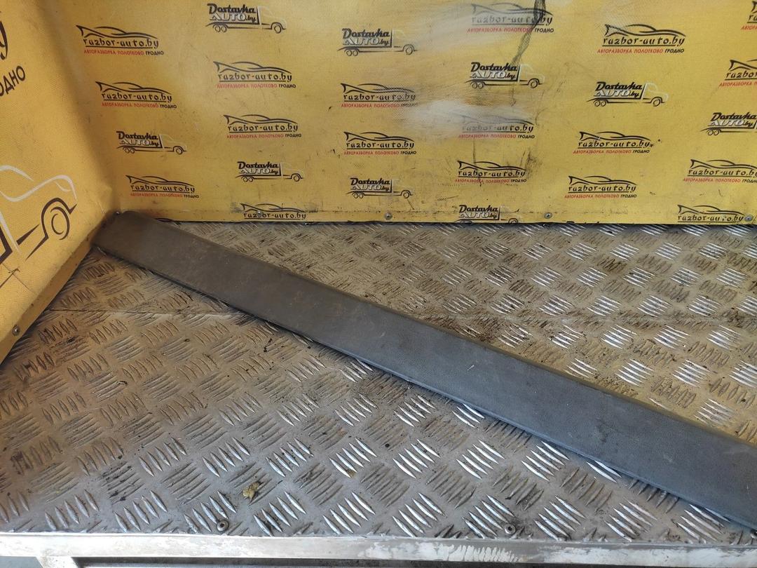 Молдинг двери передней правой ZQP0P2 Volkswagen Passat - Фото 2