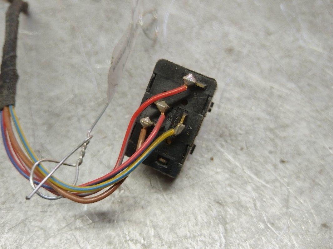 Кнопка центрального замка W4QCJF Audi A3 - Фото 2