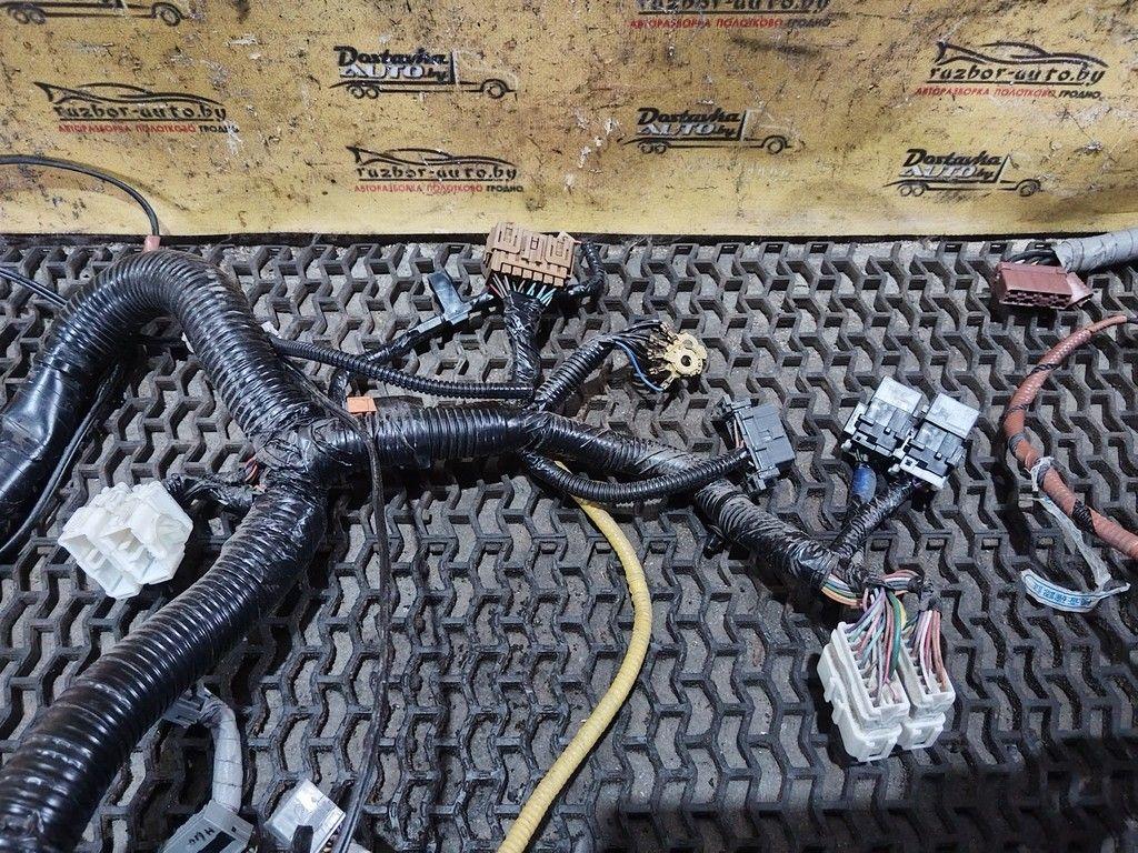 Проводка салона 3JAM0M Honda FR-V - Фото 3