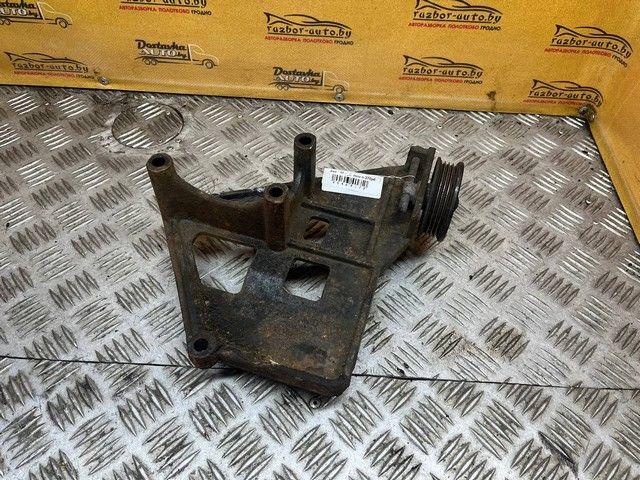 Кронштейн компрессора кондиционера AV2869 Great-Wall Hover