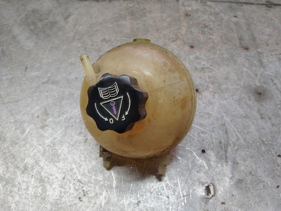 Бачок расширительный 8ZFRJM Peugeot 307 купить