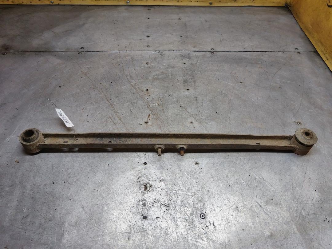 Рычаг задний правый 3VFN0Q Mazda Premacy