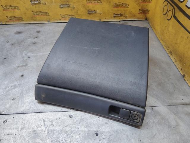 Бардачок T4KLOL Volvo V40