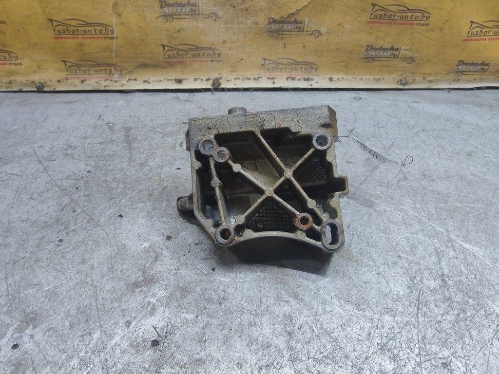 Кронштейн генератора YBJ7PQ Peugeot 307 - Фото 3