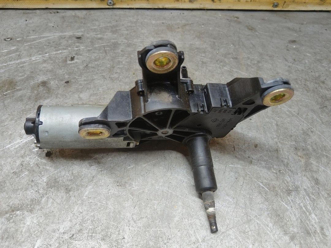 Моторчик заднего стеклоочистителя (дворника) Y5TEMS Volkswagen Polo купить на авторазборке