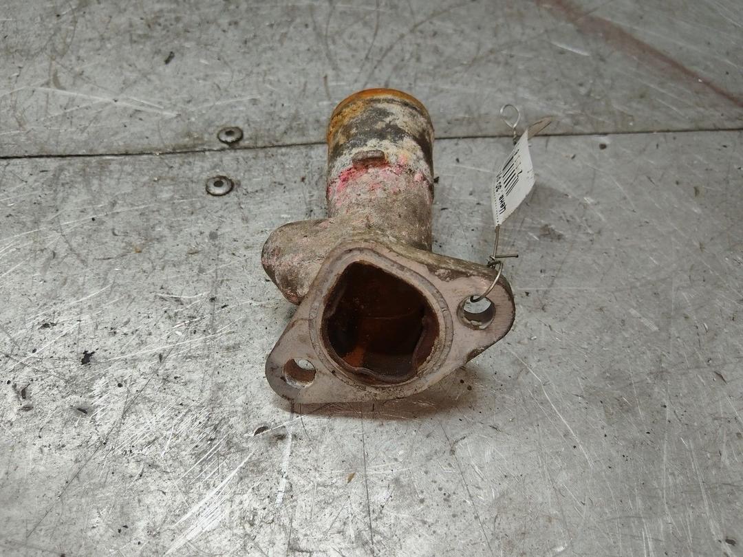 Фланец (тройник) системы охлаждения 7G1BWC Mitsubishi Carisma - Фото 2