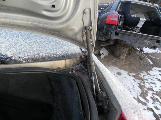 Петля крышки багажника 8IKDZ7 Volvo S80 - Фото 3