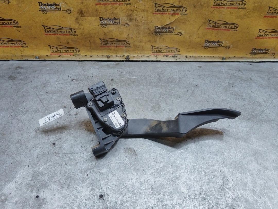 Педаль газа C5K584 Opel Zafira купить