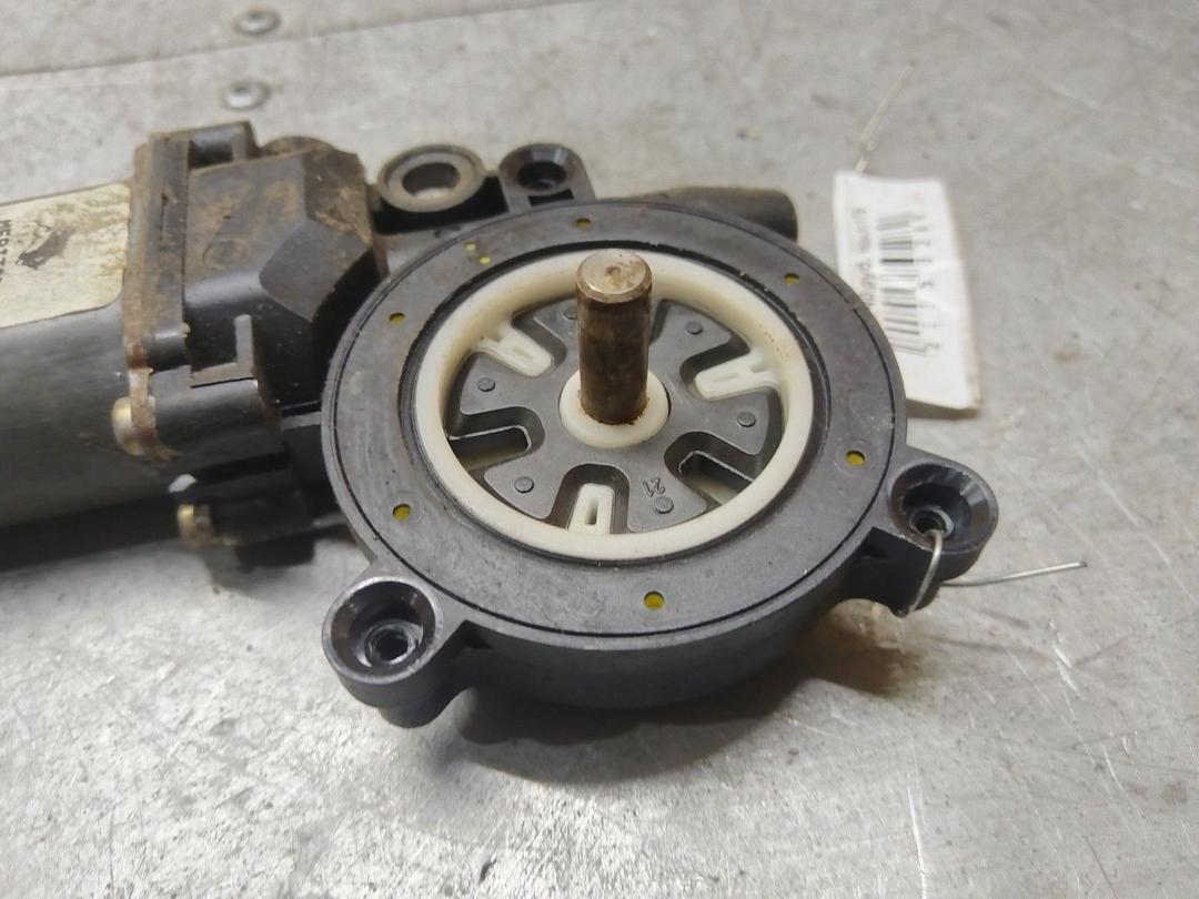 Моторчик стеклоподъемника задний левый DGIZH6 Renault Scenic купить