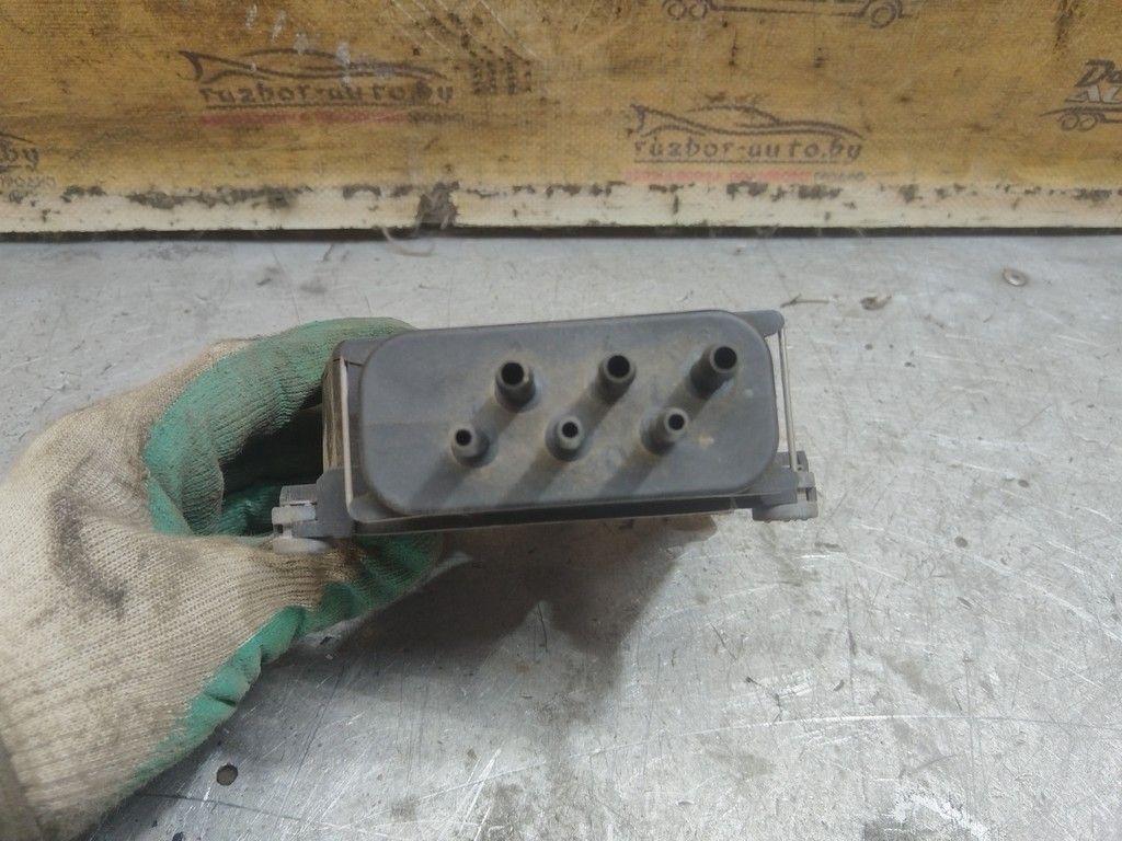 Блок управления турбиной 9UBPAT Volkswagen Jetta - Фото 2