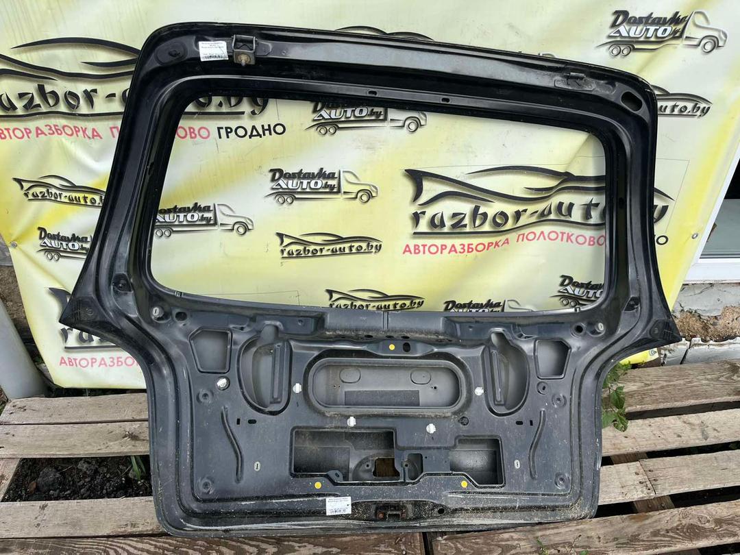Крышка багажника (дверь 3-5) VVJ04J Renault Scenic купить с доставкой. Огромный выбор запчастей и марок авто. У нас есть практически все.